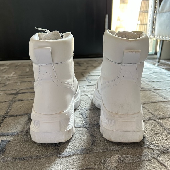 PLT White Platform Combat Style Boots - Picture 4 of 6